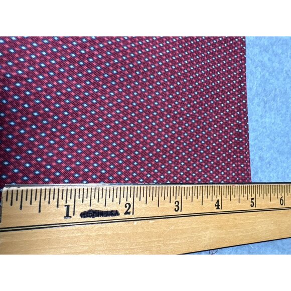 Red & White Polka Dot Cotton Fat Quarter Fabric 18" x 22" Quilting Crafts - Picture 2 of 5